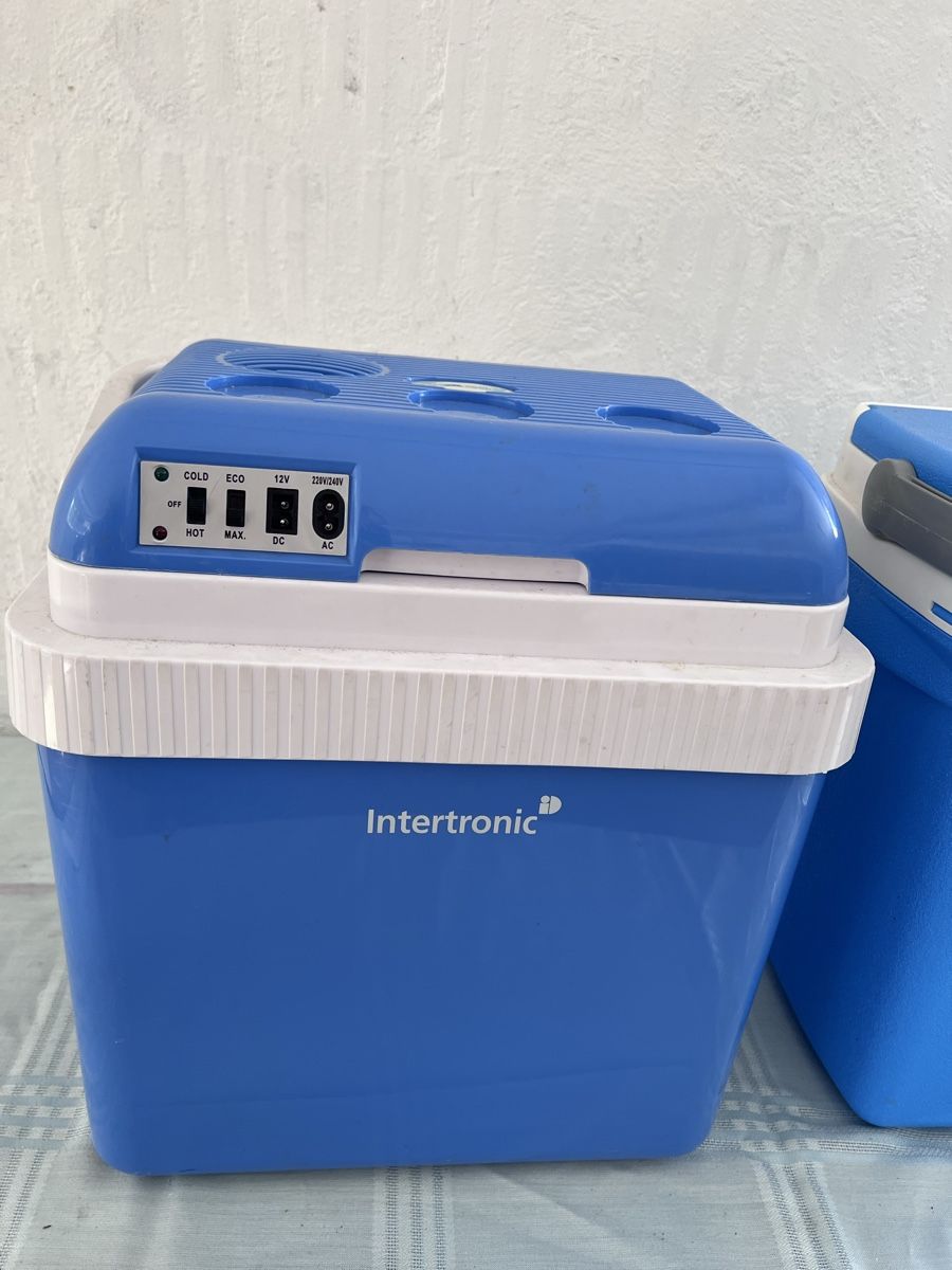 Frigoriferi & Refrigeratori: 2x Kühlbox (27) – Usato da Glattfelden venduto da bro_f2vv 2
