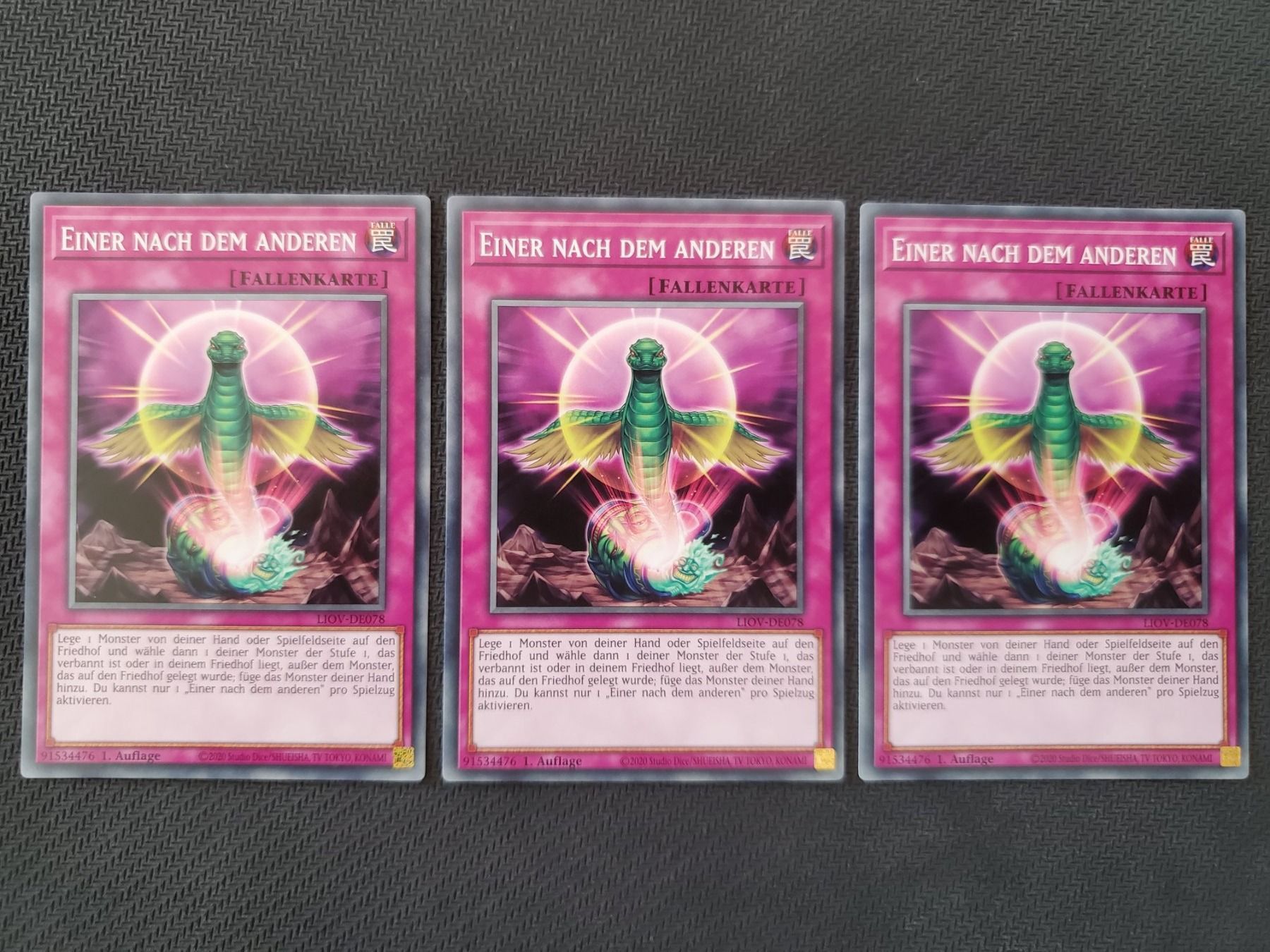 Yugioh Carte collezionabili: Yugioh Einer nach dem anderen x 3 – Nuovo (secondo la descrizione) da Opfikon venduto da Steins_Siedlung