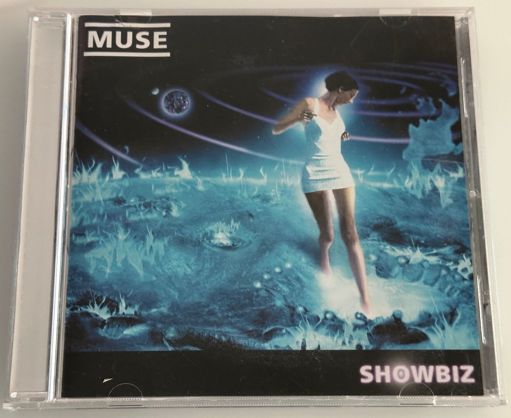 CD: Muse - Showbiz CD Album – Usato da Geuensee venduto da dmi_hdp9