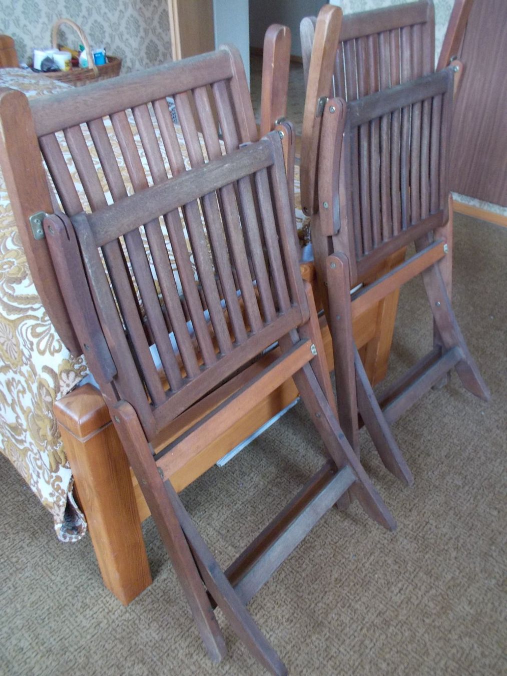 Set di tavolo e panche: Gartenmöbel-garnitur – Usato da Weinfelden venduto da Simalaia 4