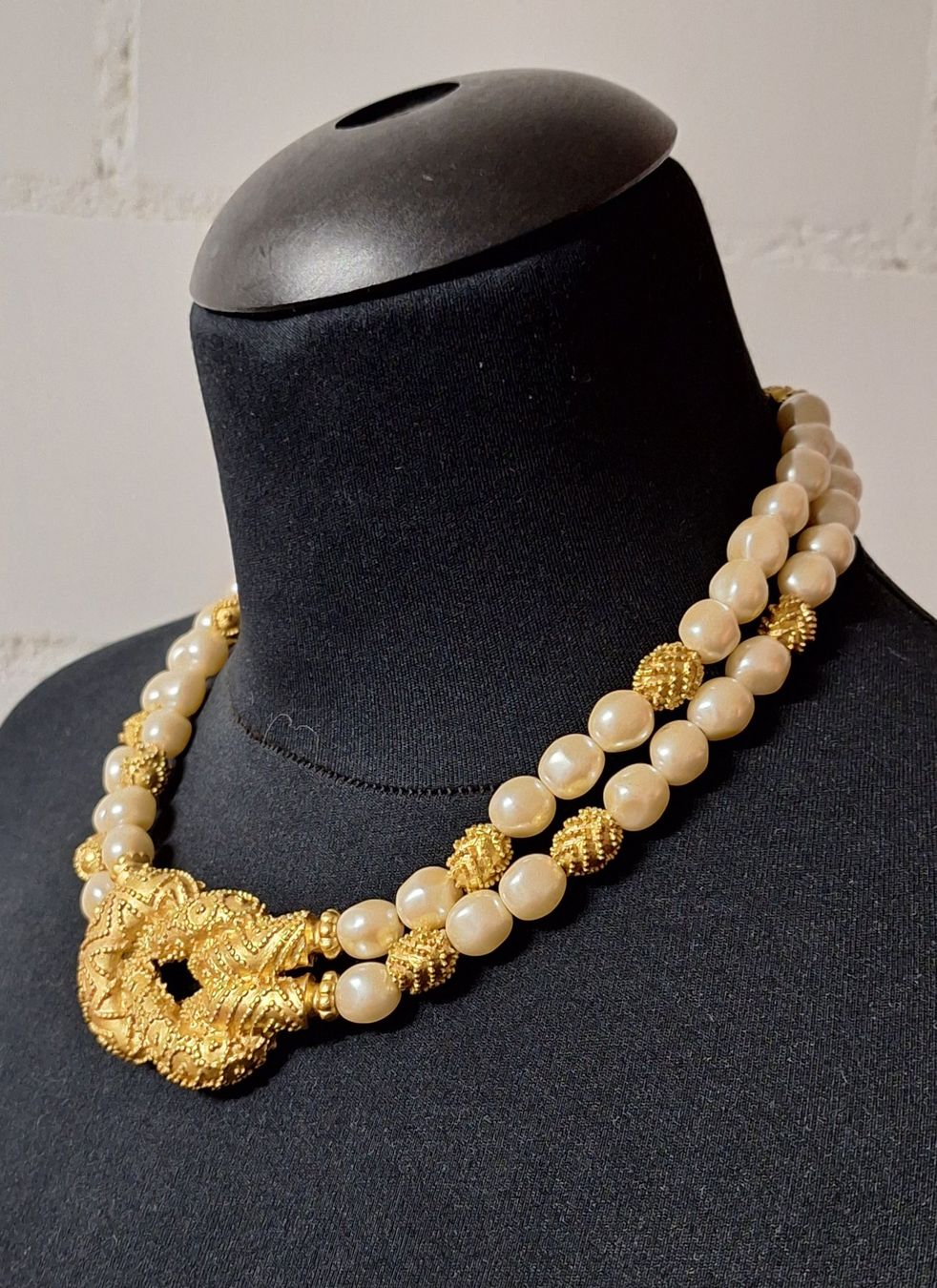 Catenine: Neu: das etruskische Collier Mary McFadden "Franklin Mint" – Nuovo (secondo la descrizione) da Muri AG venduto da Edlerweiss 2
