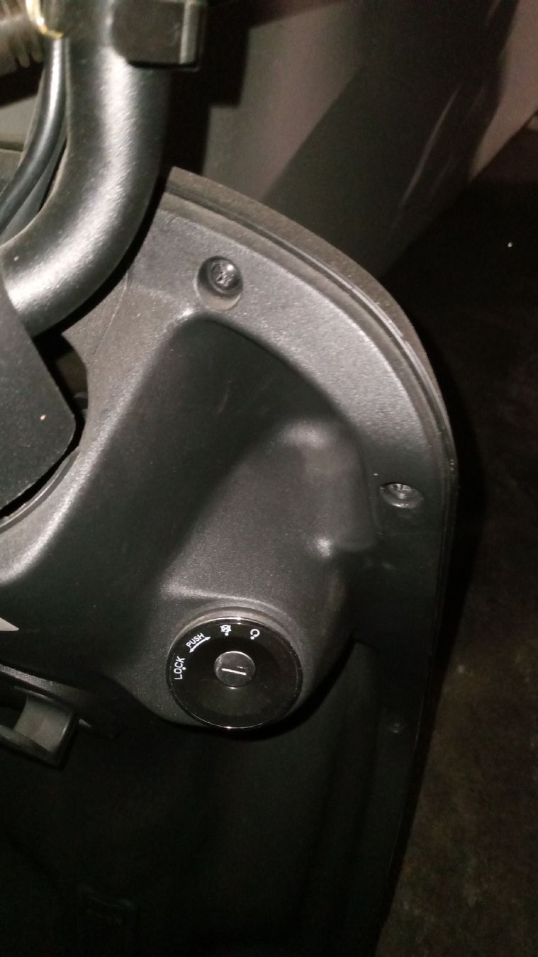 Yadea Scooters: scooter électrique Yadea DE38 neuf  – Neuf avec emballage d'origine à Meyrin par pamanic 4