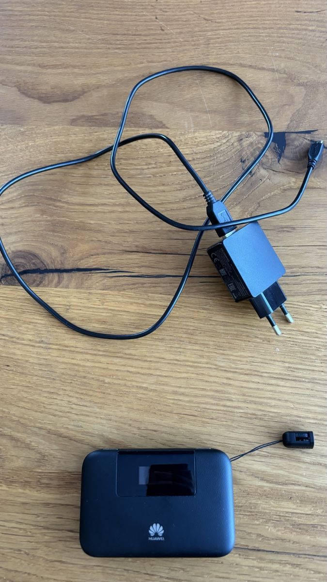 Huawei Modem & Router: Huawei E5770 - Router - Hotspot – Usato da Niederuzwil venduto da vimse_publicsale 3