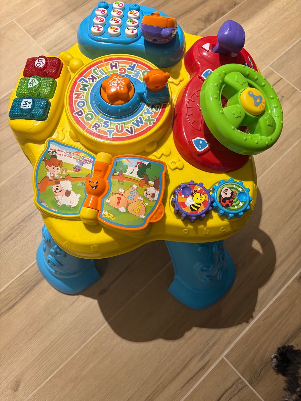 Vtech Giocattoli: Vtech Activity Spieltisch mit versch. Sound u Funktionen – Usato da Diessenhofen venduto da Fluempel 1