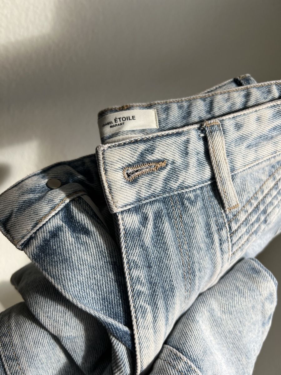 Isabel Marant Jeans: Isabel Marant jeans – Nuovo (secondo la descrizione) da Basel venduto da kar_5fvf