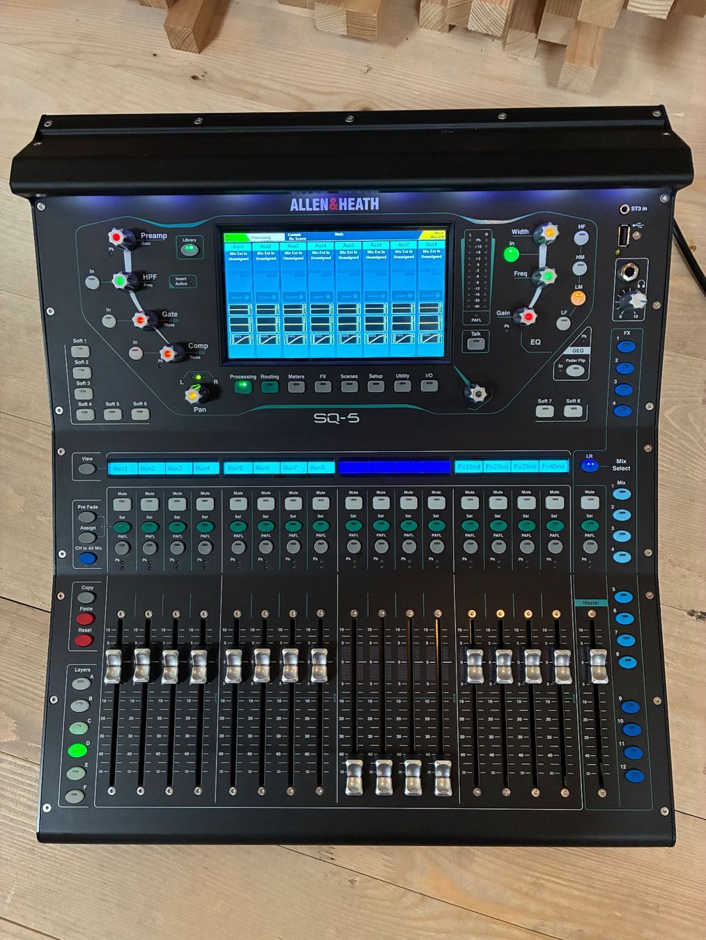 Allen & Heath Console di mixaggio: Allen&Heath SQ5 – Usato da Bern venduto da _samuel
