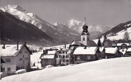 Reckingen   VS  im Goms   mit Weisshorn   um 1968