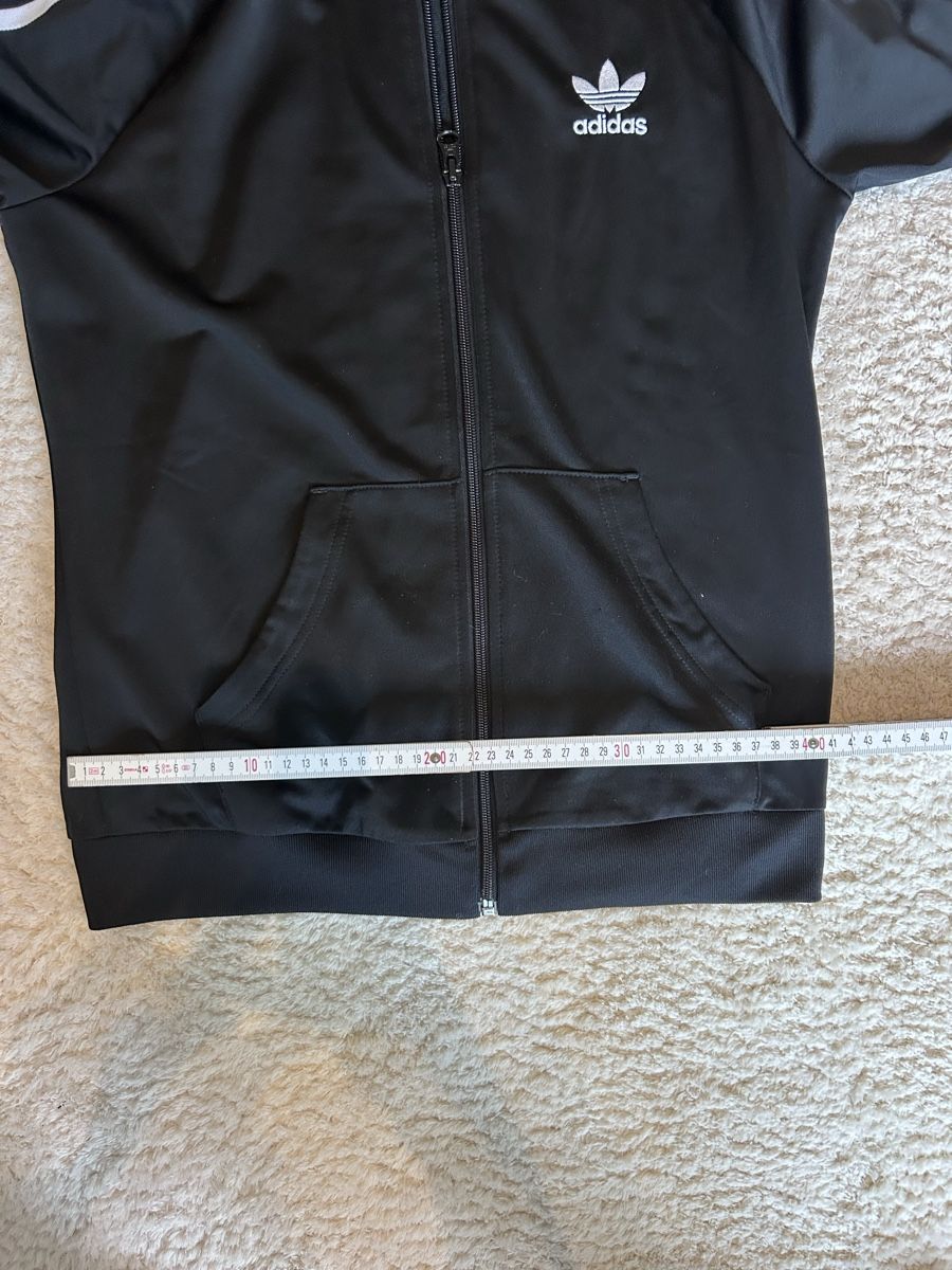Adidas Jacken: Adidas Jacke, Schwarz, Gr. 38 – Gebraucht aus Brunnen von luc_8fgh 6