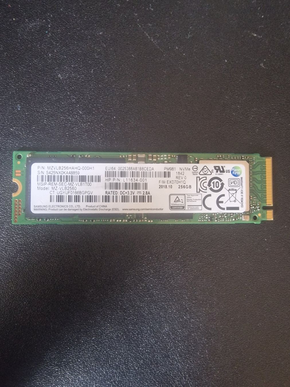 Samsung Dischi rigidi: 256GB Samsung NVME – Usato da Münsingen venduto da tim_2xql
