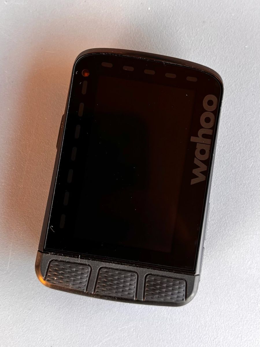 Computer & Messgeräte: Wahoo ELEMNT ROAM V2 Fahrradcomputer - Top Zustand! – Gebraucht aus Aarburg von  1