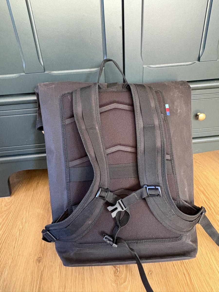 Zaini: Got Bag Rolltop Lite Schwarz Rucksack – Usato da Luzern venduto da poe_5fml 3