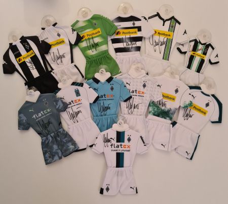 13 Mini-Trikot Mönchengladbach mit Autogramm Yann Sommer