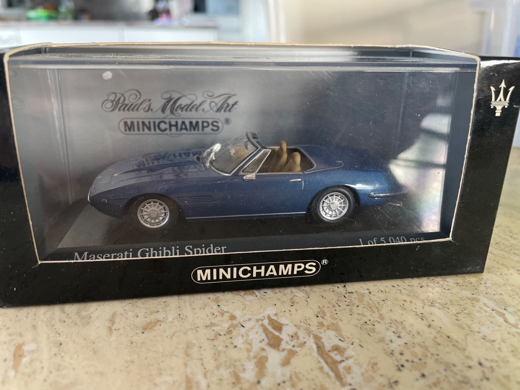 Maserati Modellini d'auto: Maserati Ghibli Spider Minichamps – Nuovo e nell'imballaggio originale da Pfäffikon SZ venduto da Anfh8806