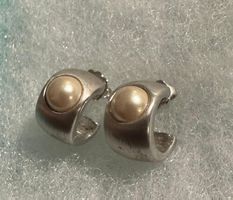 Elegante Ohrclips mit Perle, Silberlook, Pierre Lang