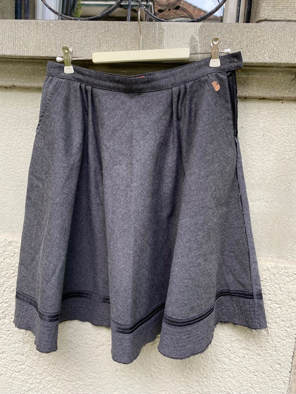Hugo Boss Gonne: Boss Damen Rock – Usato da Zürich venduto da JDB_Vintage