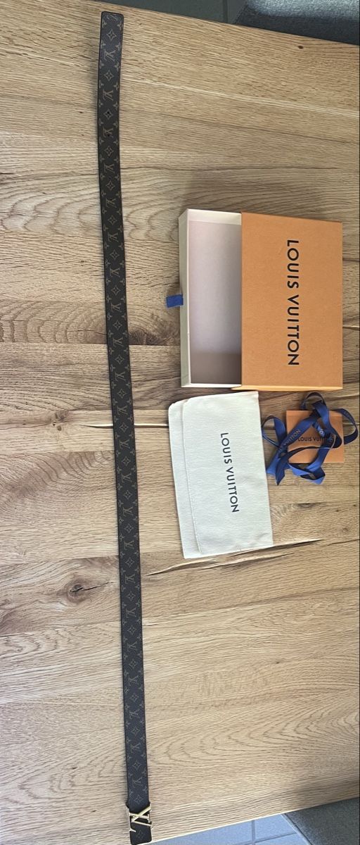 Louis Vuitton Cinture: Louise Vuitton - LV Iconic Wendegürtel 25 mm – Nuovo (secondo la descrizione) da Laufen venduto da li_ga7 3