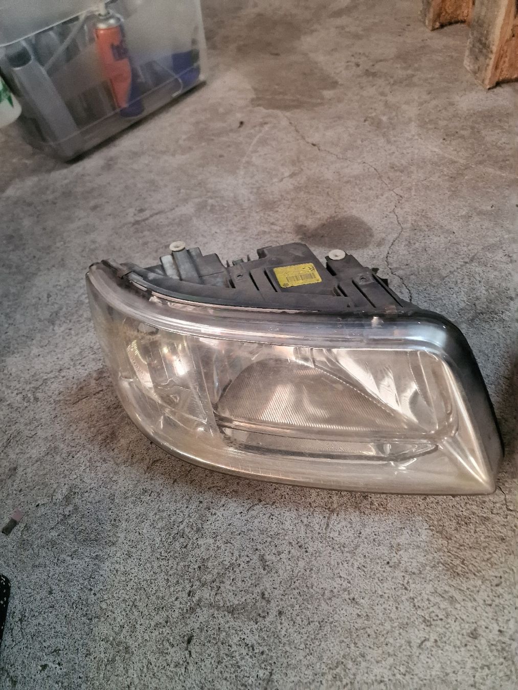 VW Fari: Scheinwerfer zu VW T5  – Usato da Mols venduto da L.M.123 2