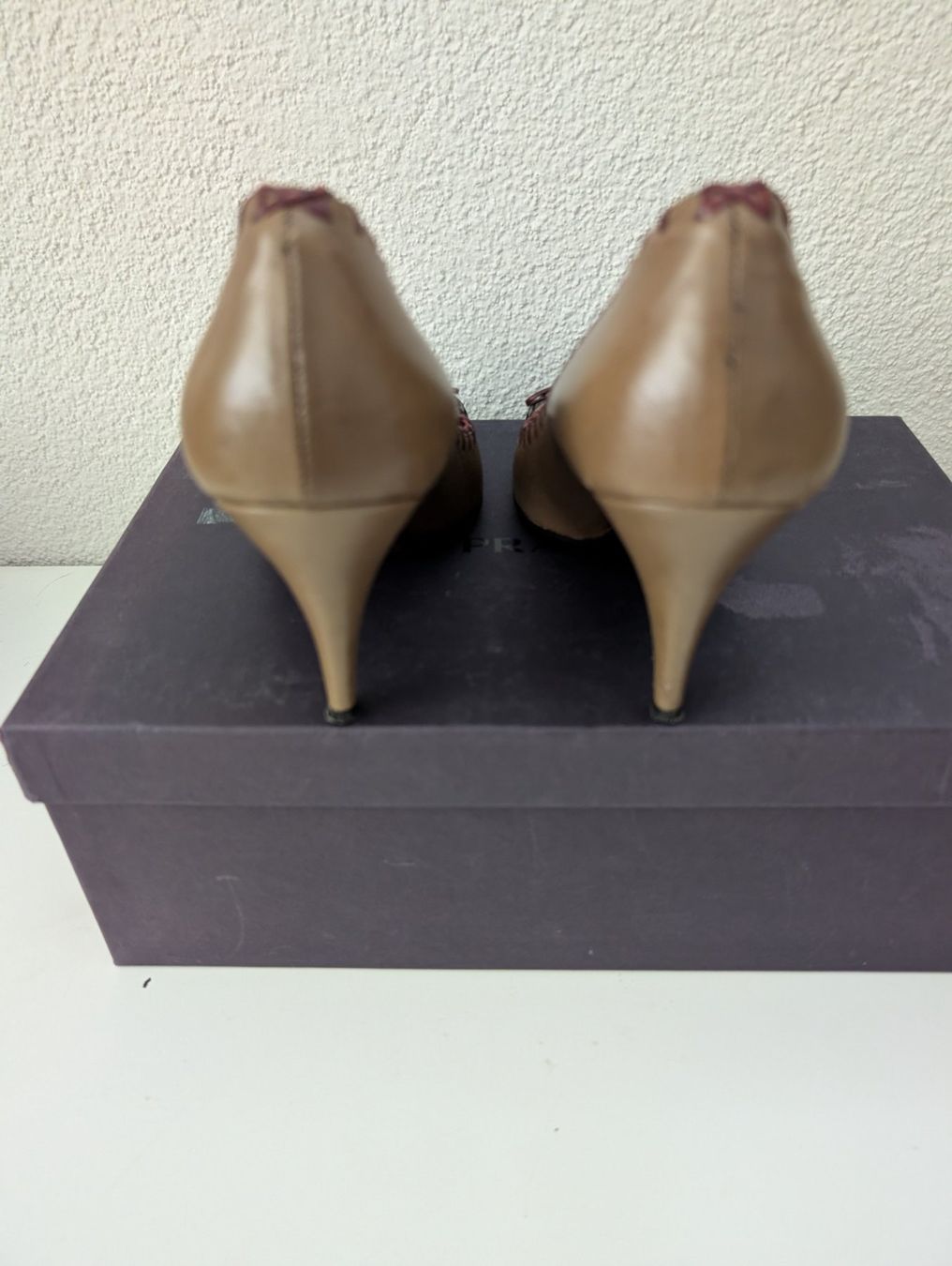 Prada Scarpe da donna: PRADA Lederschuhe, Gr. 38.5 – Usato da Ermatingen venduto da Hanni_und_Nanni 3