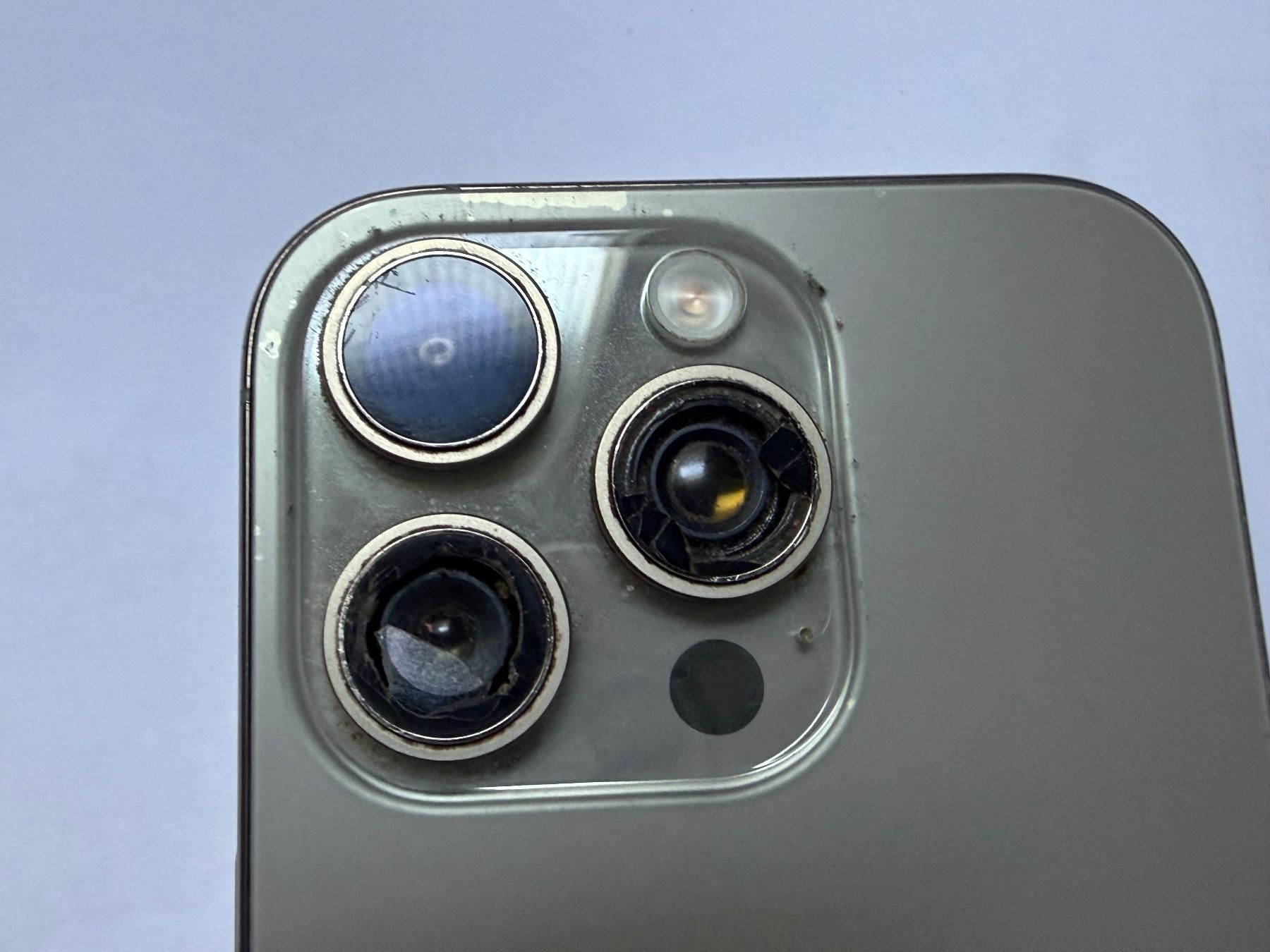 Apple Telefoni cellulari / Smartphones: Defektes Iphone 16 Pro – Difettoso da Bolligen venduto da kel_5nk9 2