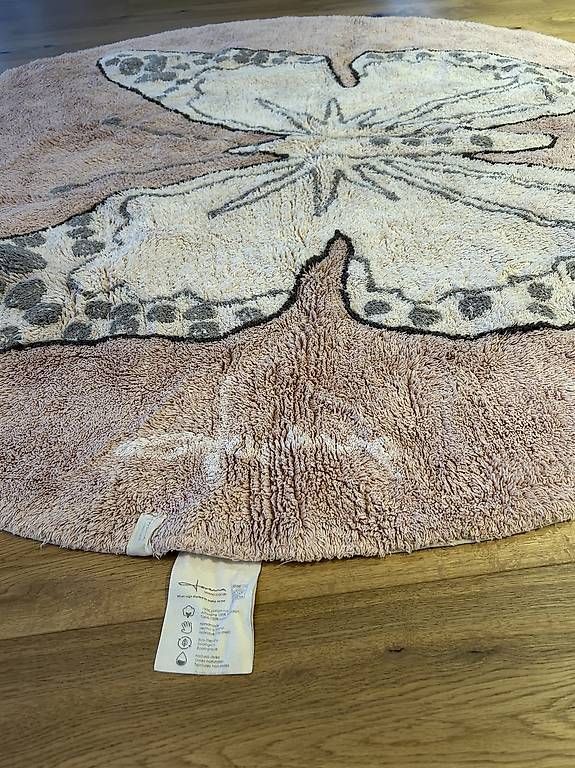 Tappeti: Waschbarer Teppich von Lorena Canals – Usato da Ruswil venduto da sal_s8hg 1