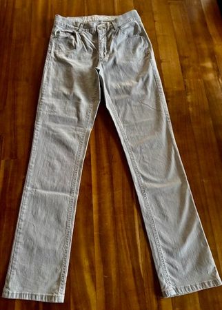 Angelhose hellgrau Gr. 34 –Top Zustand