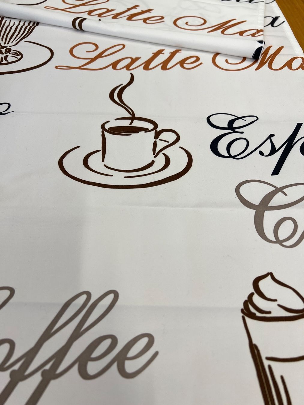Stoffe: Tischläufer – Neu und originalverpackt aus Winterthur von hannes1812 2