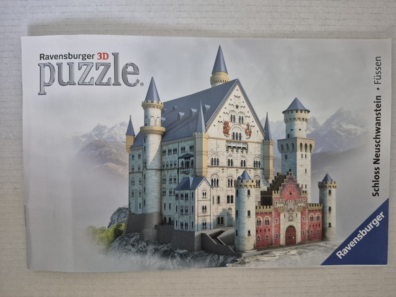 Ravensburger Puzzles: Ravensburger 3D Puzzle Schloss Neuschwanstein, 216 Teile – Gebraucht aus Embrach von Mikmi 2