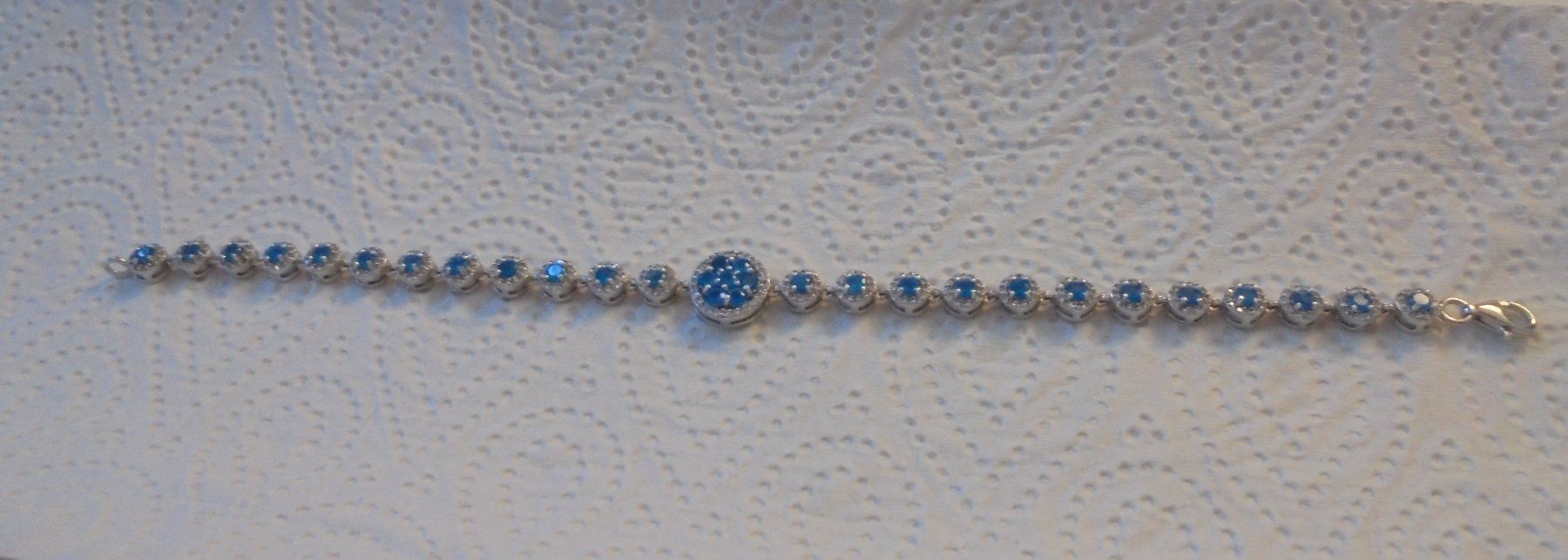 Armbänder & -reifen: Echtschmuck: Neonblauer Apatit-Silberarmband 19 cm – Neu (gemäss Beschreibung) aus Zuchwil von maumauchi 9