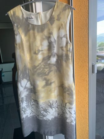 Kleid Grösse 38, gefüttert, 100 % Viscose