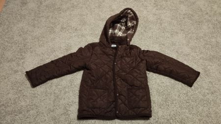 Warme Winterjacke, Gr. ca 104 braun mit Kapuze