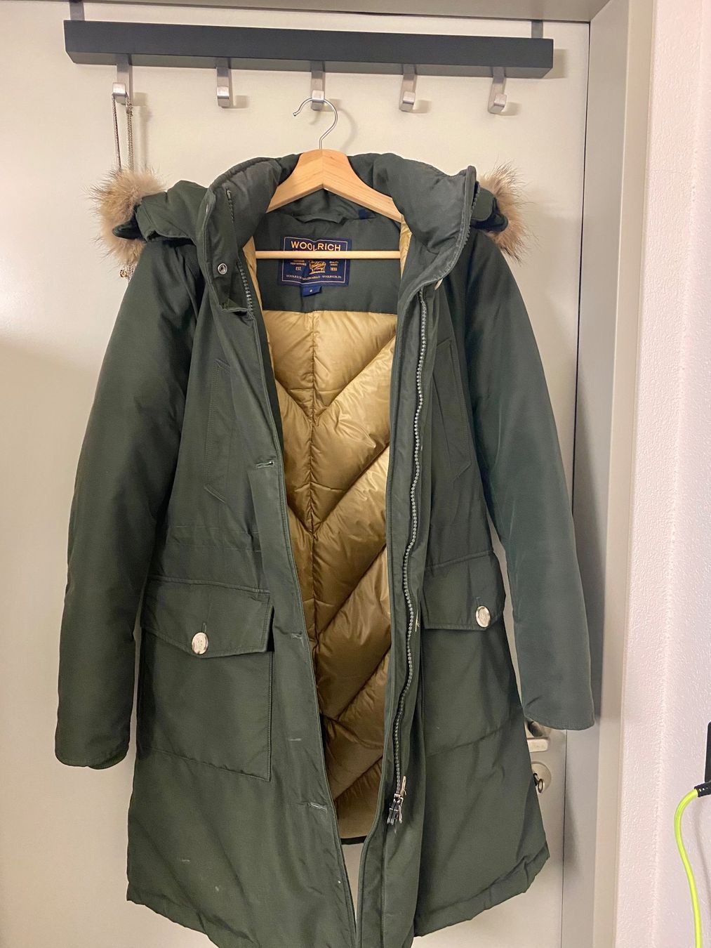 Cappotti: Woolrich Parka – Usato da Schlieren venduto da kaj_xvx7