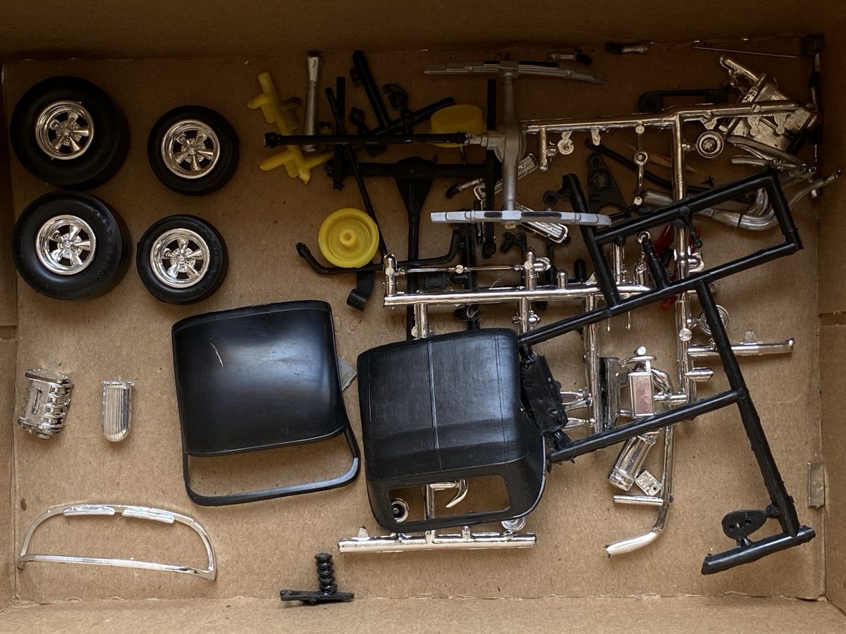 Modellini d'auto: Corvette Gasser 1/25 von mpc – Nuovo (secondo la descrizione) da Sutz venduto da Cash900 3