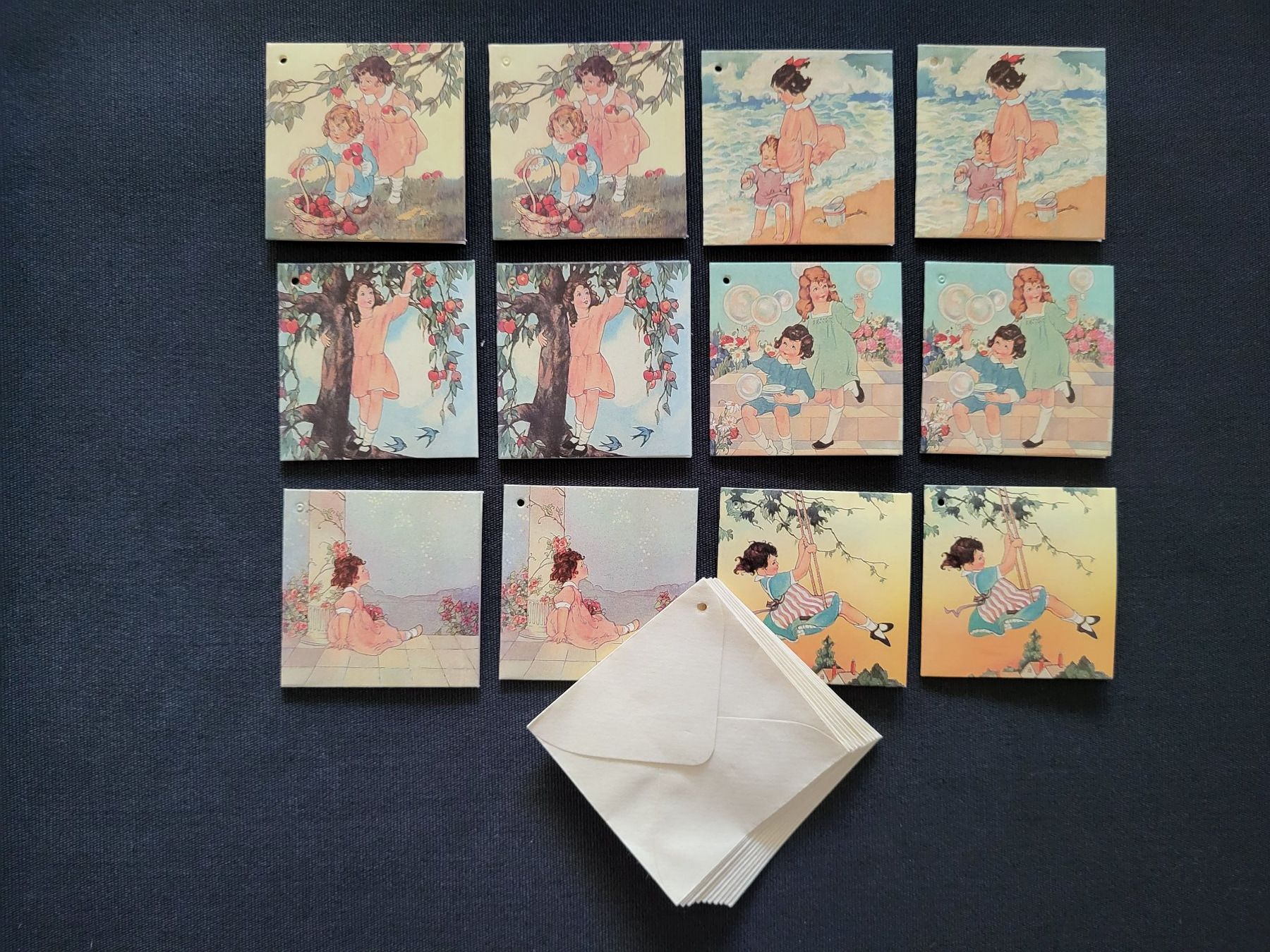 Cartoline: Kärtli mit Couvert NOSTALGIC CHILDREN – Nuovo e nell'imballaggio originale da Basel venduto da spinne02