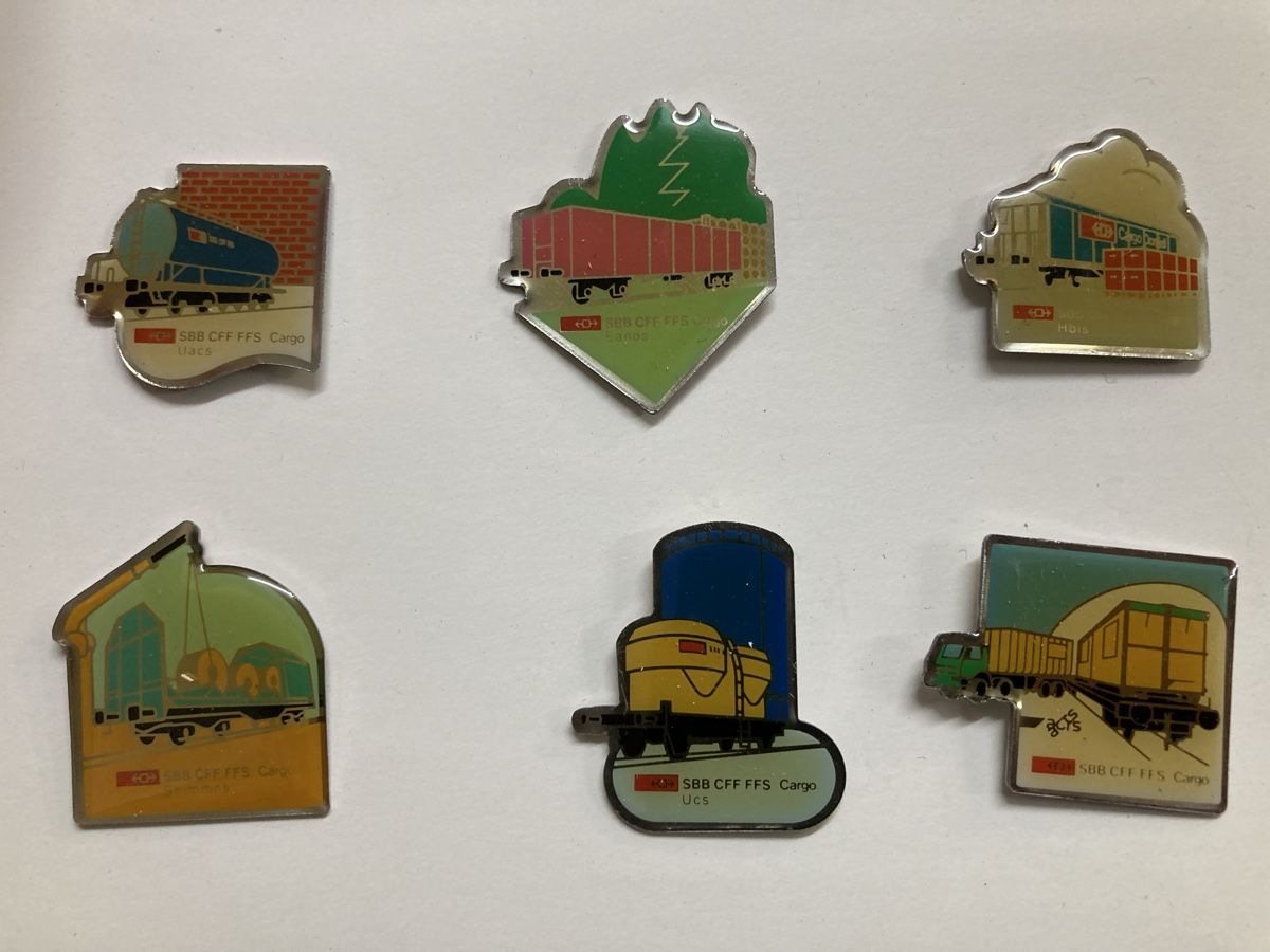 SBB/CFF/FFS Modellini di ferrovie: SBB CFF FFS CARGO Güterverkehr Bahn Pins  – Nuovo e nell'imballaggio originale da Boll venduto da Jopp1