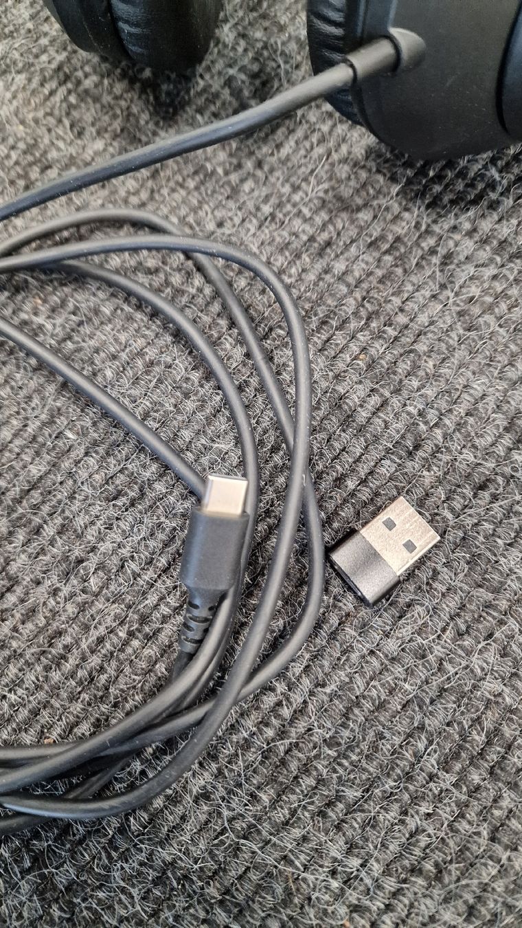 Trust Cuffie: Trust Headset mit Kabel USB - USB-C – Nuovo (secondo la descrizione) da Urtenen-Schönbühl venduto da Saints67 1