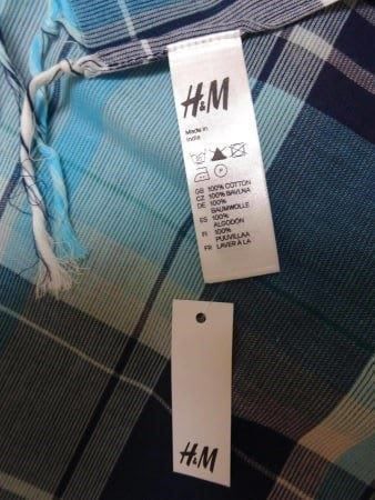 H&M Foulard & Sciarpe: H&M - Neuer Baumwollschal - kariert – Nuovo e nell'imballaggio originale da Zofingen venduto da Justizia_01 2