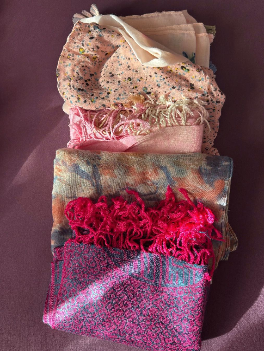 Foulards, Tücher & Schals: Lot de 16 écharpes stylés ! – Gebraucht aus Pampigny von nouveau11 2