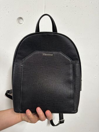 Minozzi black faux leather backpack – good condition