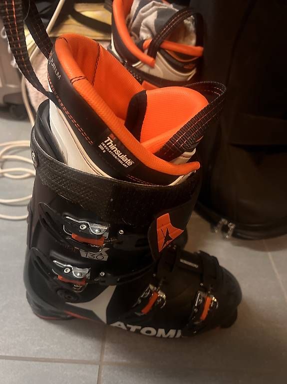 Atomic Scarpe da uomo: Atomic Skischuhe Grösse 28-28,5 – Usato da Hettlingen venduto da mma_f6fc