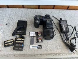 Sony Cyber-shot DSC-F828 Kamera mit Zubehör guter Zustand
