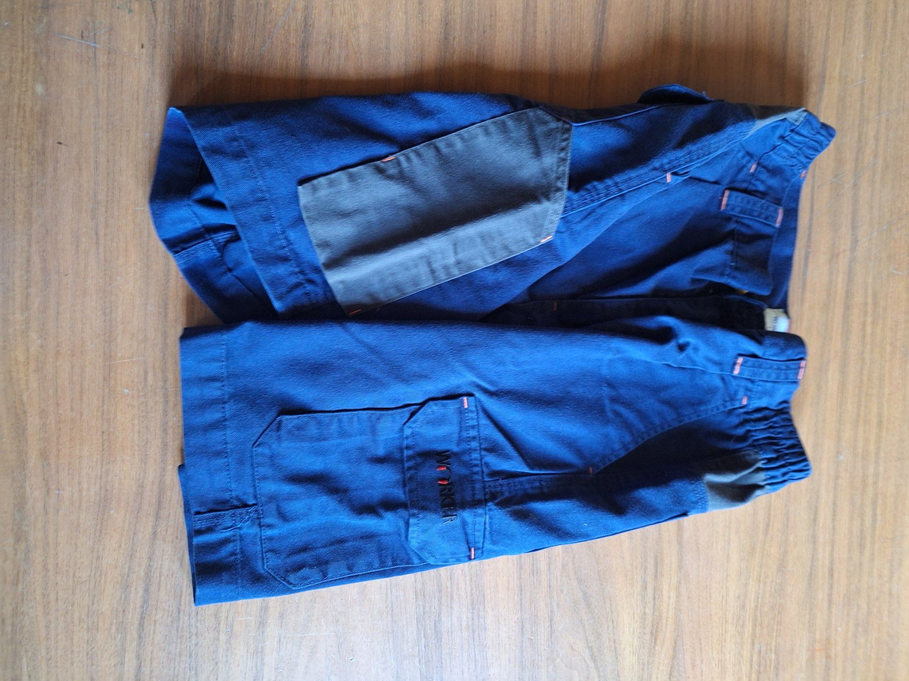 Pantalons: Kurze Arbeitshosen Worker Gr. L – D'occasion à Luthern par floluli 3