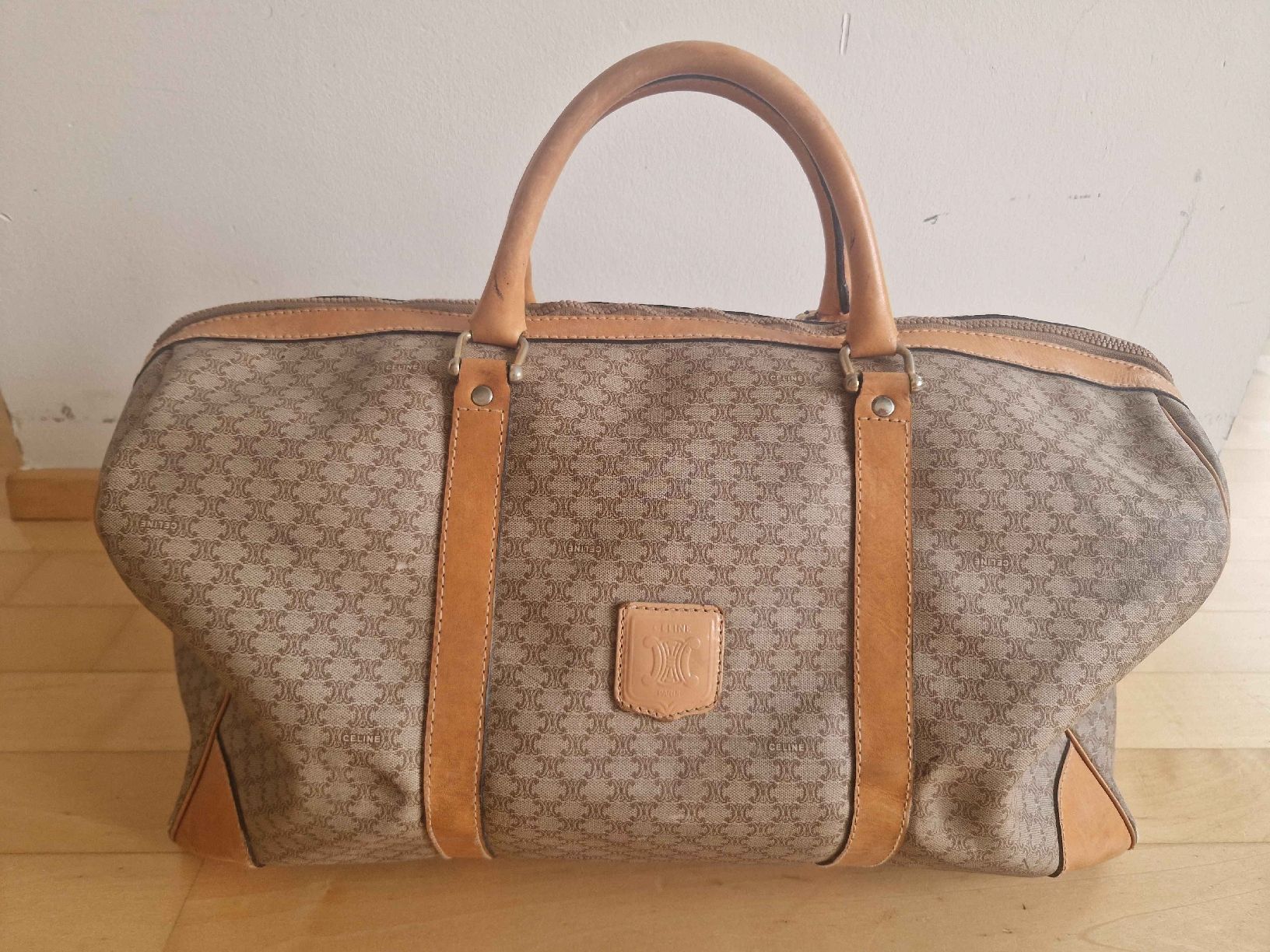 Celine Taschen: Wunderschöne Tasche Celine Monogram  – Gebraucht aus Zürich von Margherita_90
