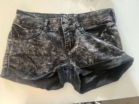 Tally Weijl Shorts, Grösse 36, ideal für den Sommer!