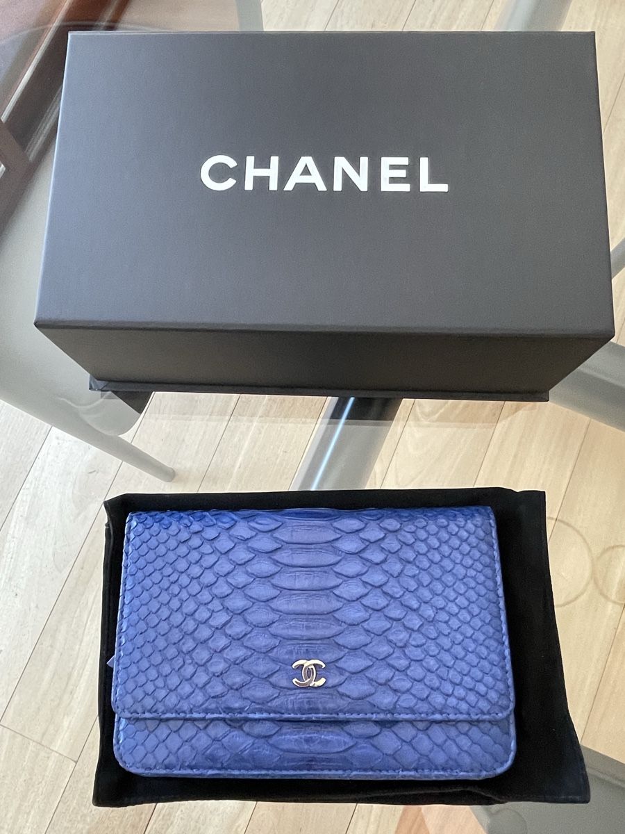 Chanel Taschen für Damen: Chanel Wallet on Chain WOC Blue Python – Gebraucht aus Cologny von fab_ez 1