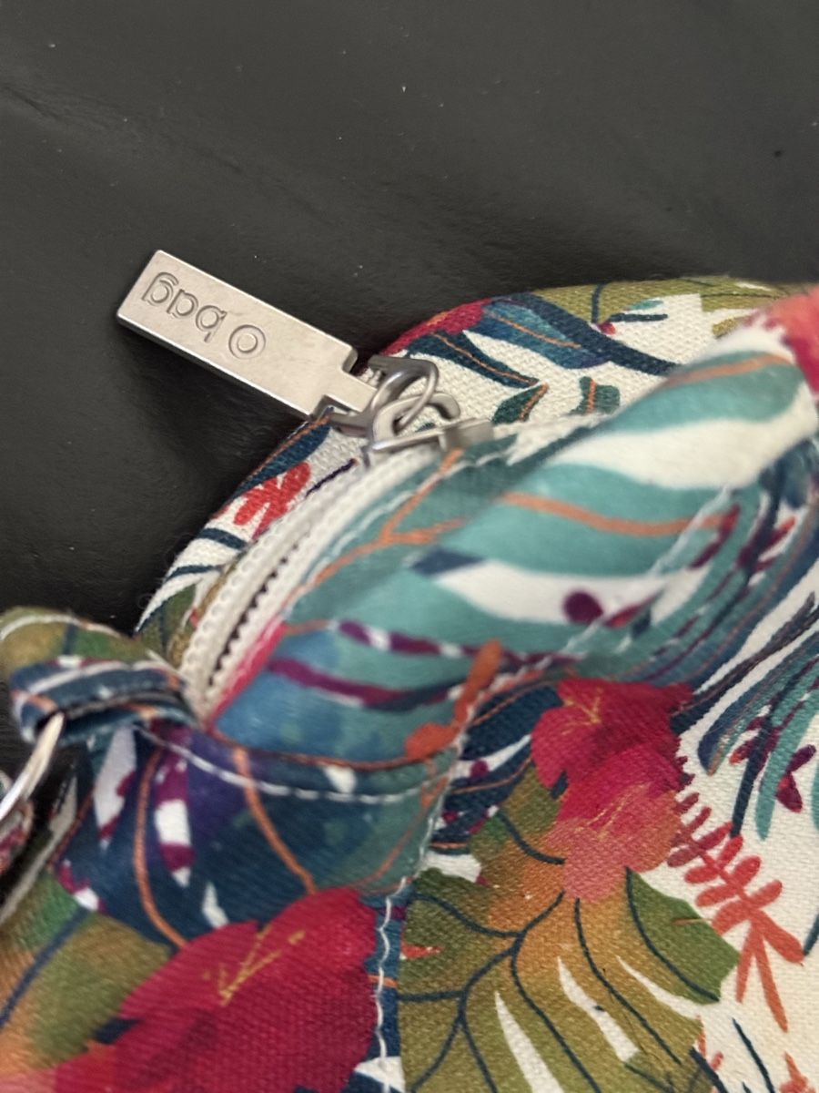 Obag Borse da donna: Obag grande pochette  – Usato da Lausanne venduto da Tounitz 2