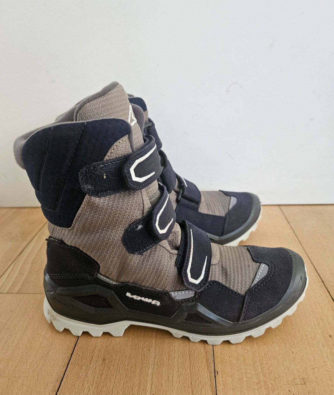 Lowa Scarpe per ragazzi: Winterstiefel Gr.35, Lowa – Usato da Chur venduto da nataliiaw 1