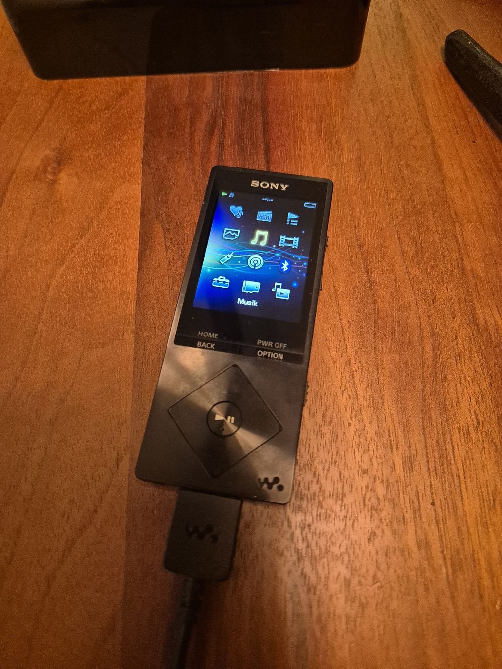Sony Tragbarer Mediaplayer: Walkman Sony  – Gebraucht aus Hausen AG von Menzian 5