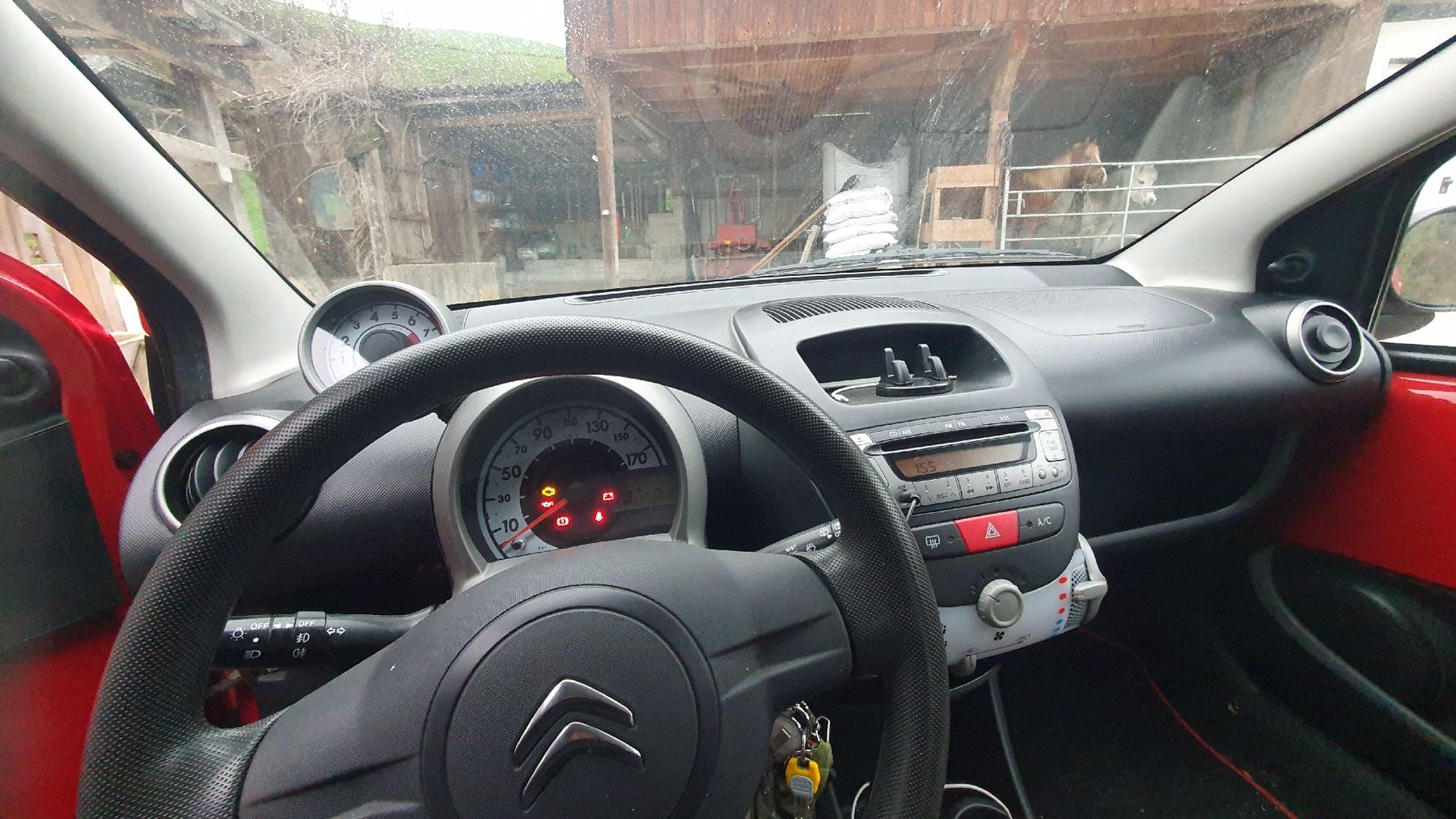 Citroën Automobili: Citroen C1 4 Türer 2013 – Usato da Zollbrück venduto da m3g_5dlx 3