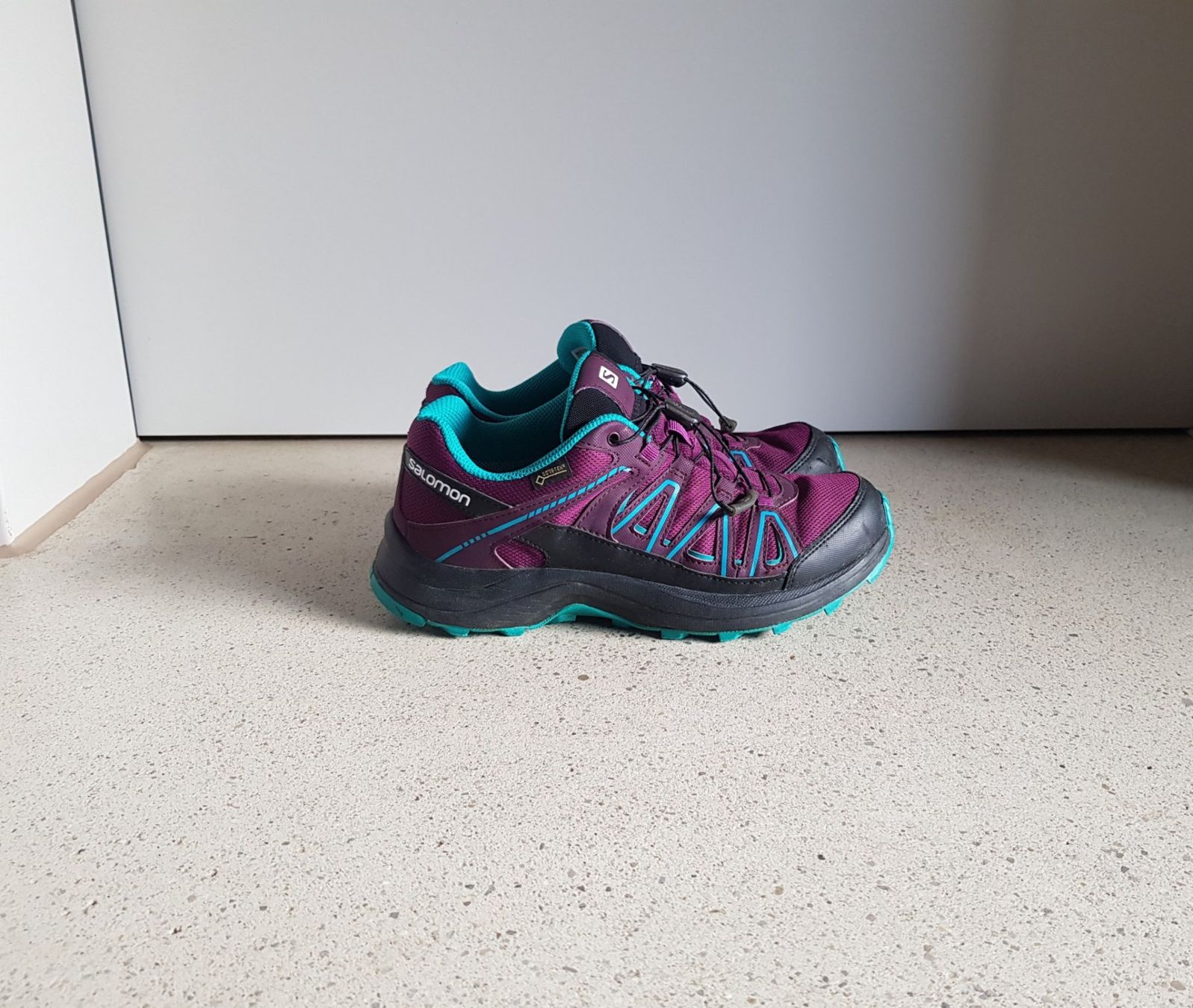 Salomon Scarpe da donna: Salomon Wanderschuh Grösse 38.5 – Usato da Basel venduto da chien008