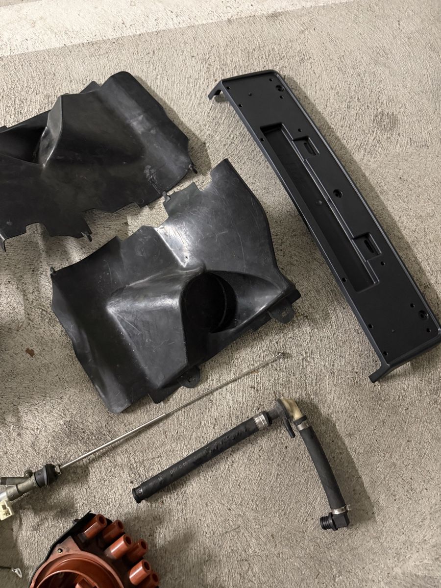 Tutti pezzi di ricambio auto: BMW E30 Cabrio Teile – Usato da Menziken venduto da Kasti1989 5